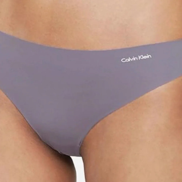 NWT Calvin Klein Women's Invisibles Seamless Thong Panty, purple haze, LARGE - Picture 3 of 3